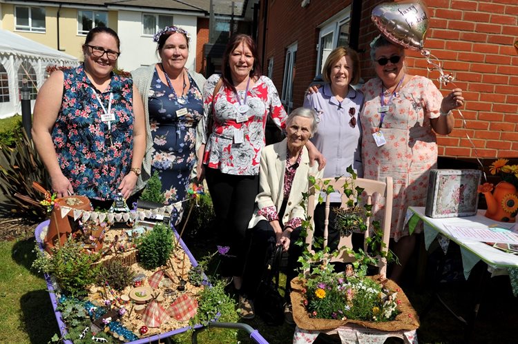 In full bloom – Suffolk care homes compete in regional flower festival